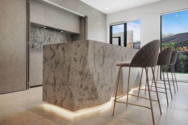 Photo of property in 14 Paripari Street, Flat Bush, Auckland, 2019