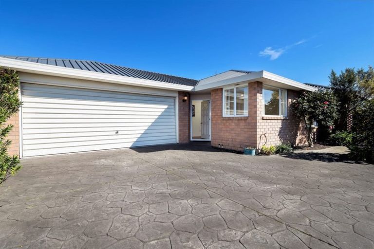 Photo of property in 3/12 Frankleigh Street, Somerfield, Christchurch, 8024