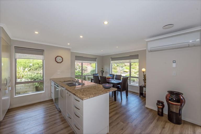 Photo of property in 4 Clifton Lane, Snells Beach, 0920