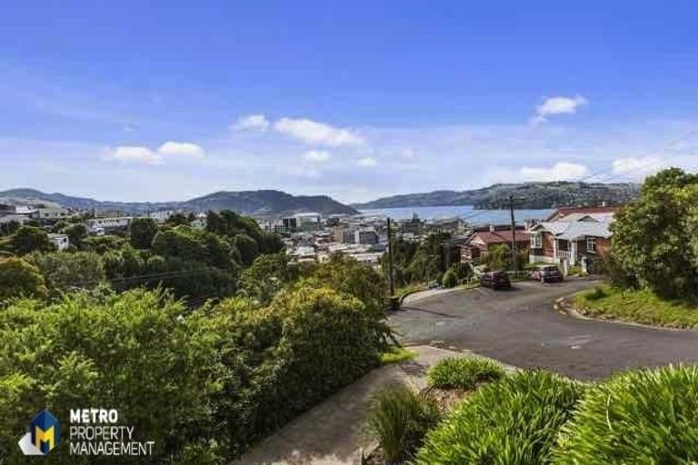 Photo of property in 52 Sutherland Street, Dunedin Central, Dunedin, 9016