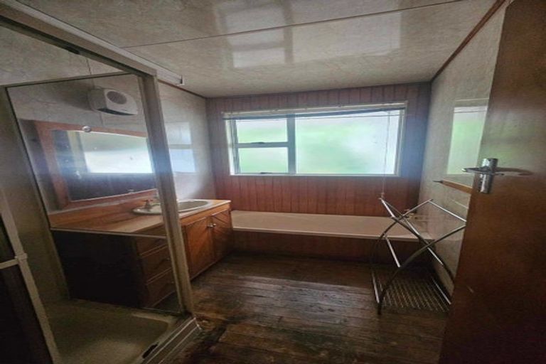 Photo of property in 105 Taita Drive, Avalon, Lower Hutt, 5011