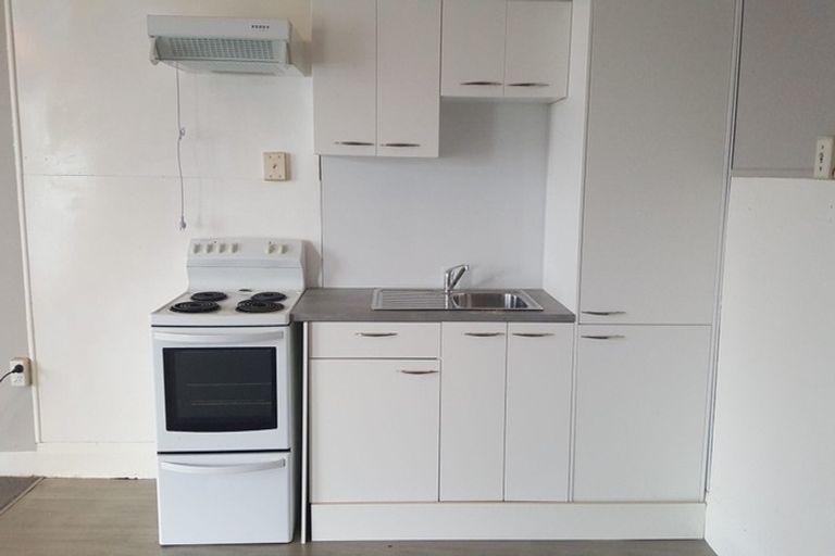 Photo of property in 1/46 Swaffield Road, Papatoetoe, Auckland, 2025