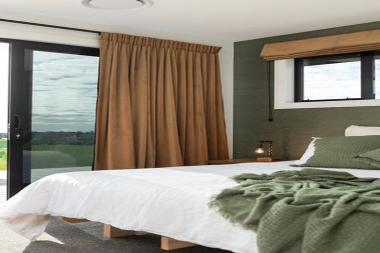 Photo of property in 20 Hereford Lane, Ararimu, Drury, 2579