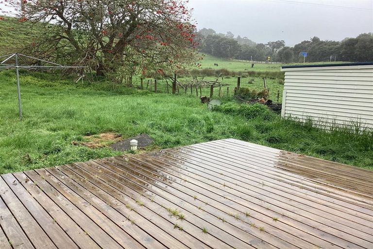 Photo of property in 280 Orere Point Road, Orere Point, Papakura, 2585