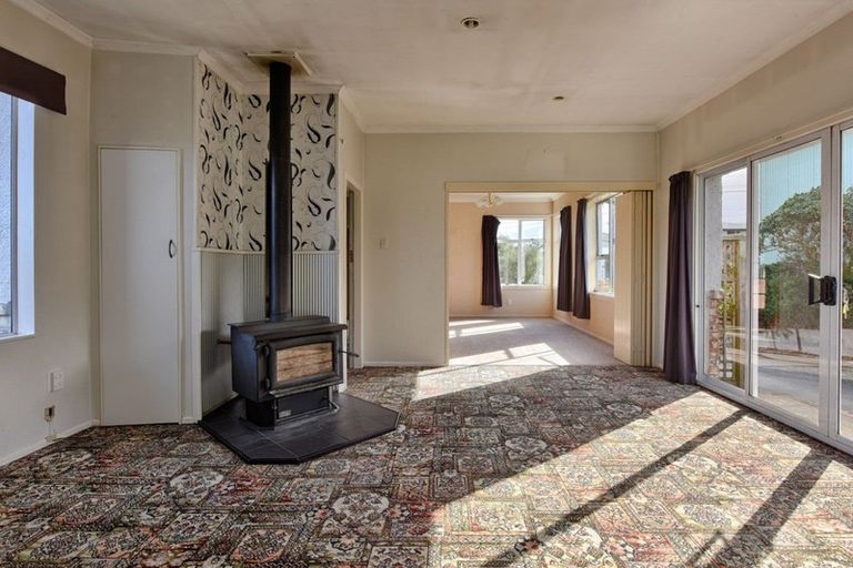 Photo of property in 135 Broughton Street, Gore, 9710