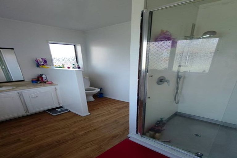Photo of property in 10/114a Pakuranga Road, Pakuranga, Auckland, 2010