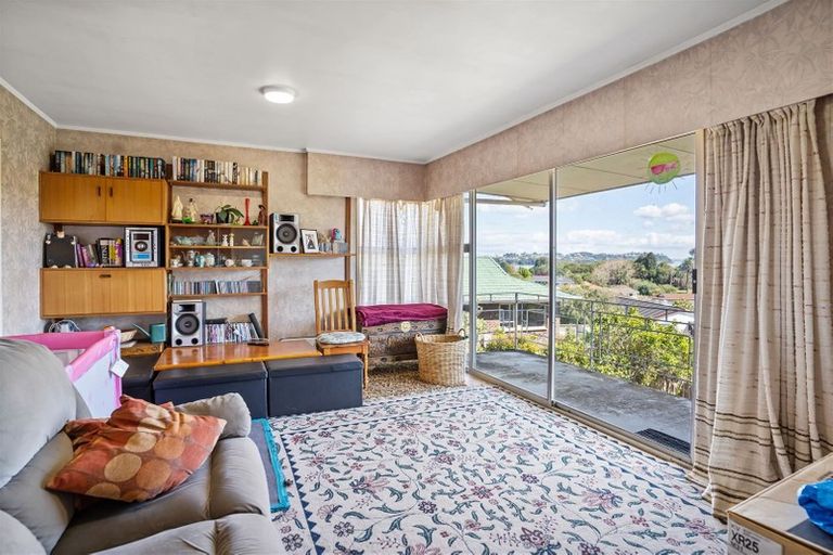 Photo of property in 23 Clovelly Road, Bucklands Beach, Auckland, 2012