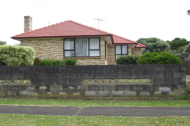 Photo of property in 5 Crawford Avenue, Mangere Bridge, Auckland, 2022