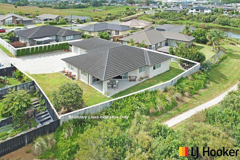 Photo of property in 19 Hillpark Drive, Pokeno, 2402