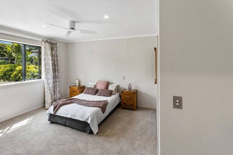 Photo of property in 43b Bentzen Drive, Parekura Bay, Hikurangi, 0184