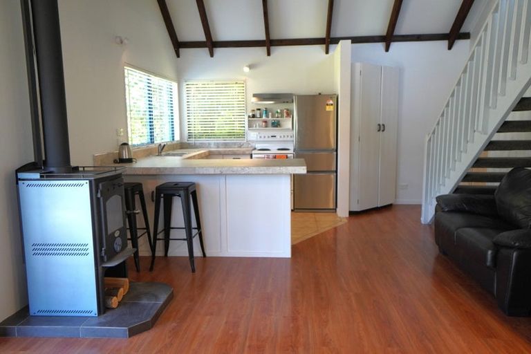 Photo of property in 44 Beach Road, Waikawa, Picton, 7220