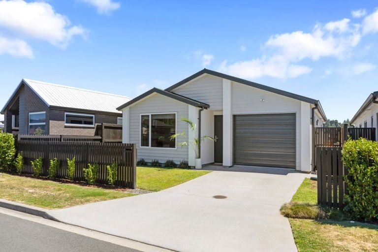 Photo of property in 7 Tangaroa Place, Poike, Tauranga, 3112