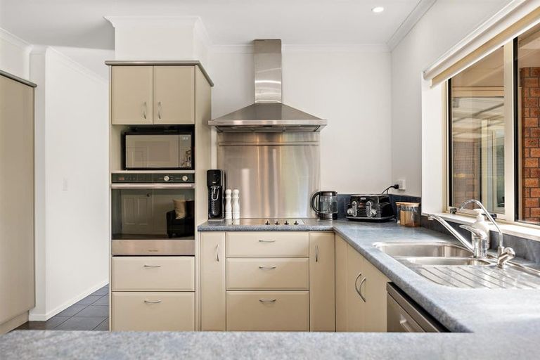 Photo of property in 17a Trigg Road, Huapai, Kumeu, 0810