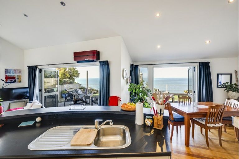 Photo of property in 130a Priestley Terrace, Bluff Hill, Napier, 4110