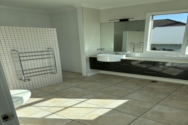 Photo of property in 17 Rewiti Avenue, Takapuna, Auckland, 0622