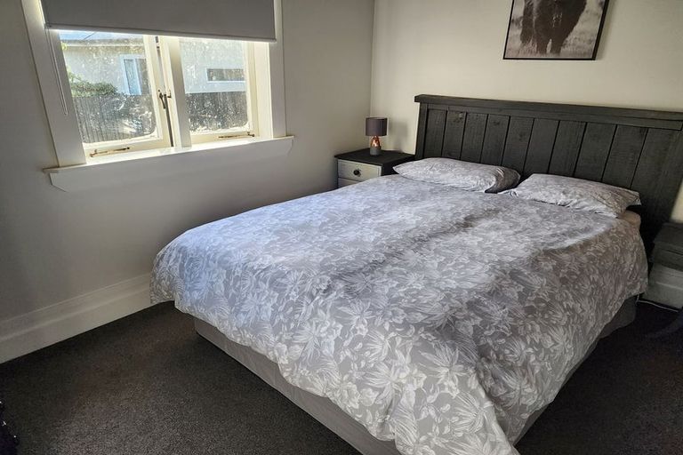 Photo of property in 10 Paraekaretu Street, Hunterville, 4730