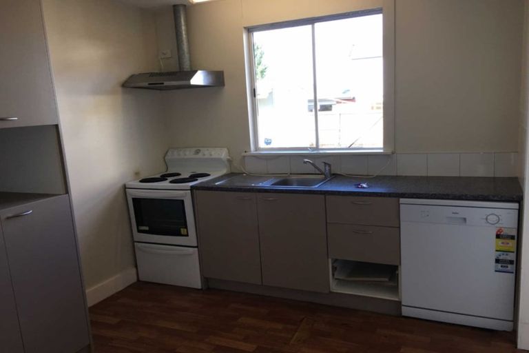 Photo of property in 27 Wharenui Road, Upper Riccarton, Christchurch, 8041