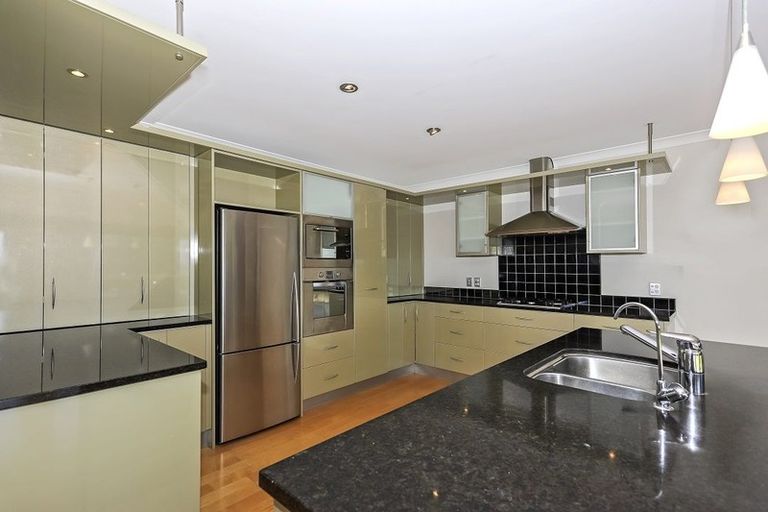 Photo of property in 126 Hamurana Road, Omokoroa, 3114