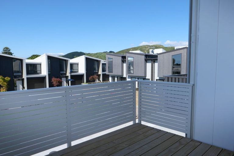 Photo of property in 41 Kamahi Place, Paraparaumu, 5032