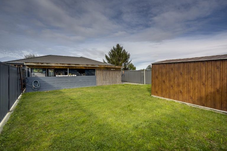 Photo of property in 28 Mcnaughton Place, Onekawa, Napier, 4110