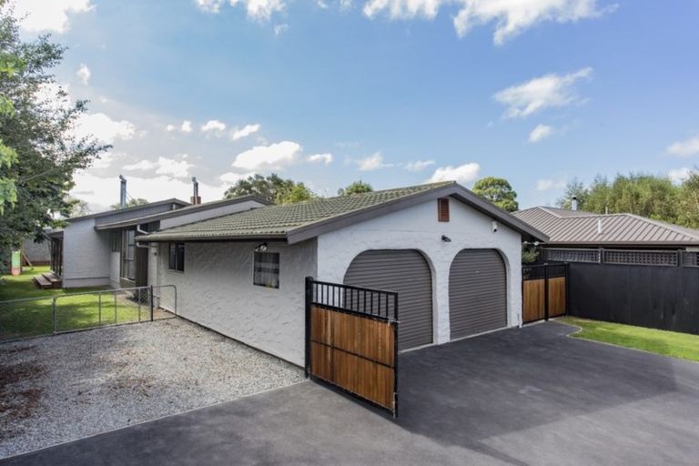 Photo of property in 12 Rowse Street, Rangiora, 7400