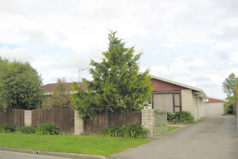 Photo of property in 22 Green Street, Rangiora, 7400