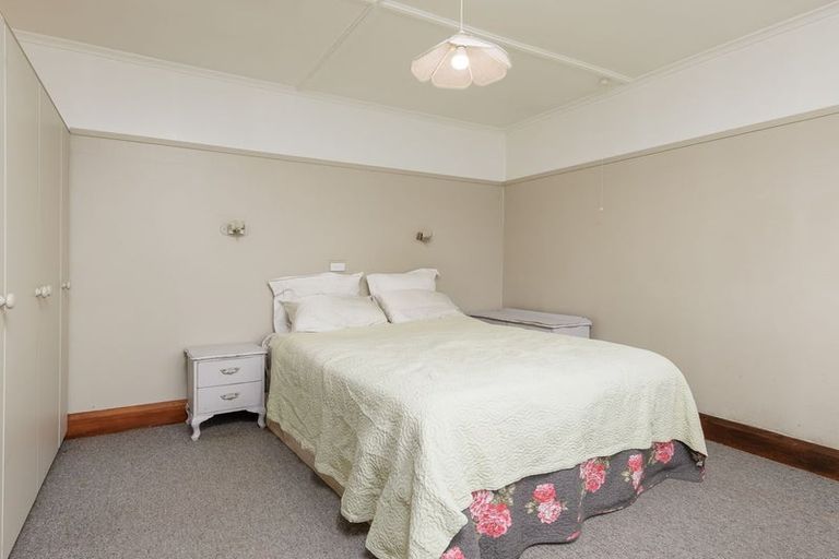 Photo of property in 69 High Street, Waimate, 7924