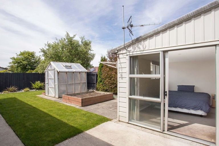 Photo of property in 3/155 Bowhill Road, New Brighton, Christchurch, 8083