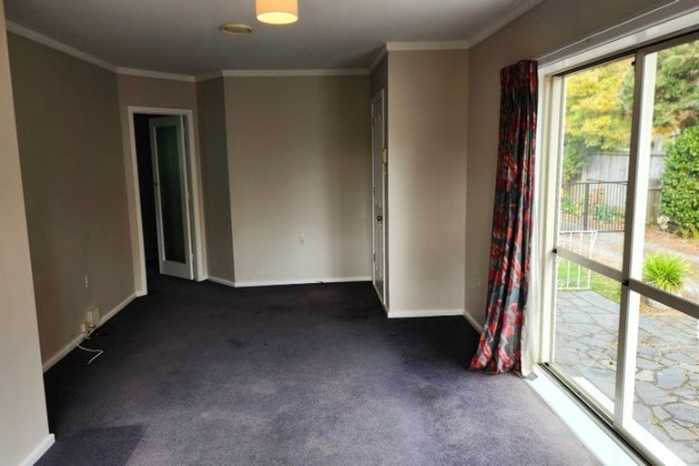 Photo of property in 5 Prestons Road, Redwood, Christchurch, 8051