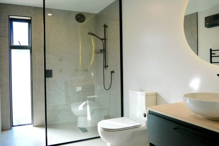 Photo of property in 9 Lakefield Close, Kingston, Athol, 9793