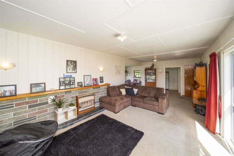 Photo of property in 9 Fyson Place, Hawera, 4610