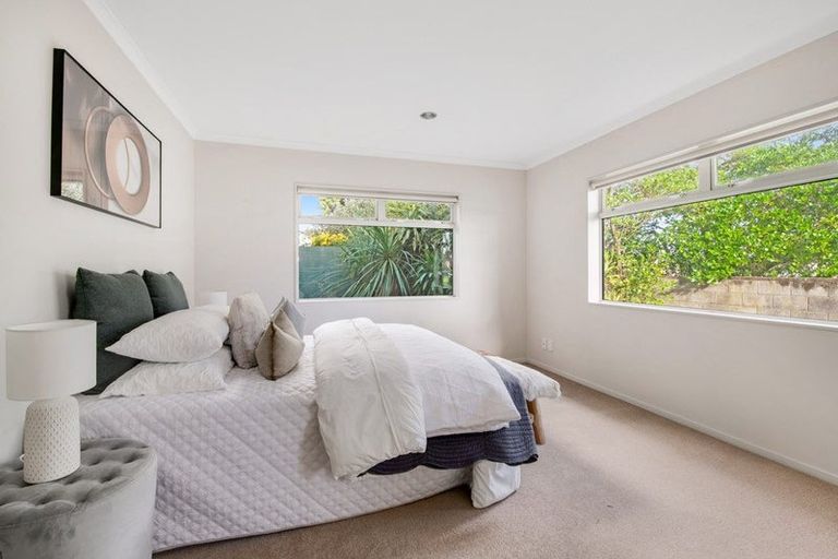 Photo of property in 10a Centreway Road, Orewa, 0931