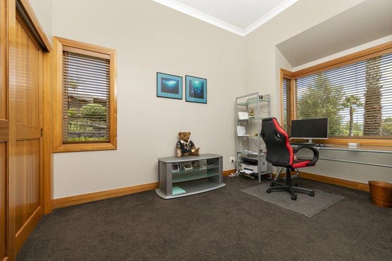 Photo of property in 174 Upper Harbour Drive, Greenhithe, Auckland, 0632