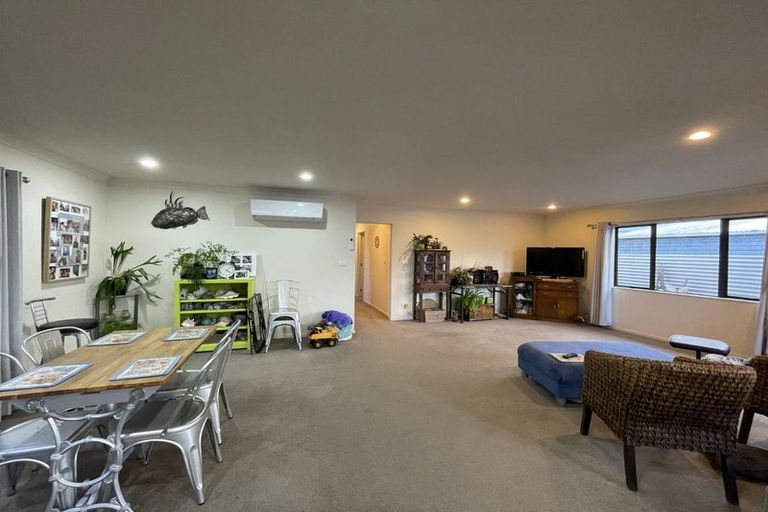 Photo of property in 3a Burness Road, Greenmeadows, Napier, 4112