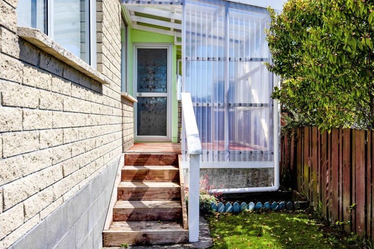 Photo of property in 82 Grey Street, Waitara, 4320