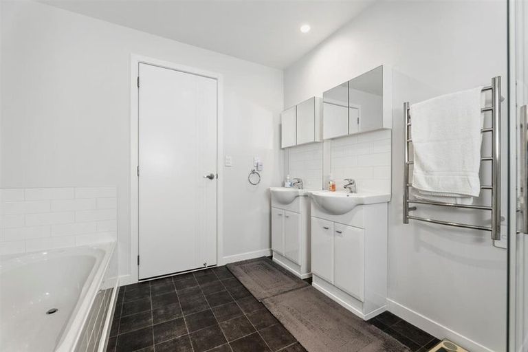 Photo of property in 25 Hastings Road, Pyes Pa, Tauranga, 3112