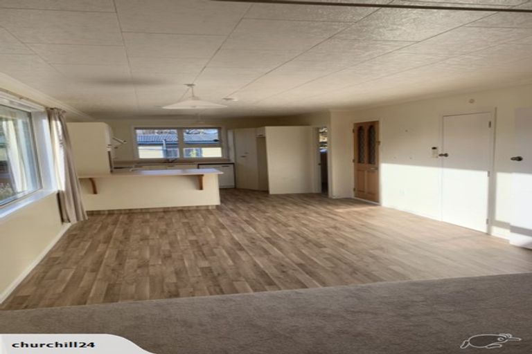 Photo of property in 24 Sutherland Crescent, Westbrook, Palmerston North, 4412