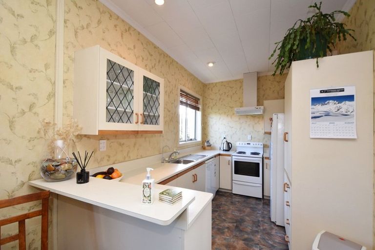 Photo of property in 46 Moore Road, Lorneville, Invercargill, 9874