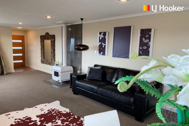 Photo of property in 90 Oakwood Avenue, Maryhill, Dunedin, 9011