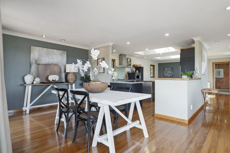 Photo of property in 45 Harvey Street, Waipahihi, Taupo, 3330