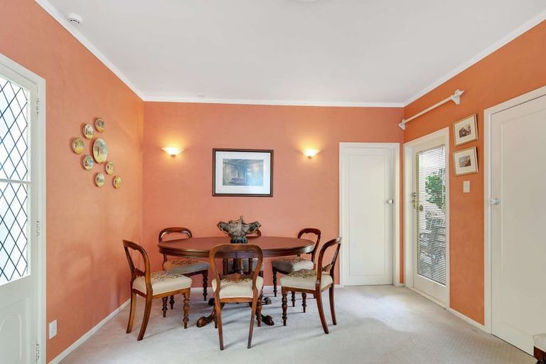 Photo of property in 84 Great North Road, Saint Johns Hill, Whanganui, 4500