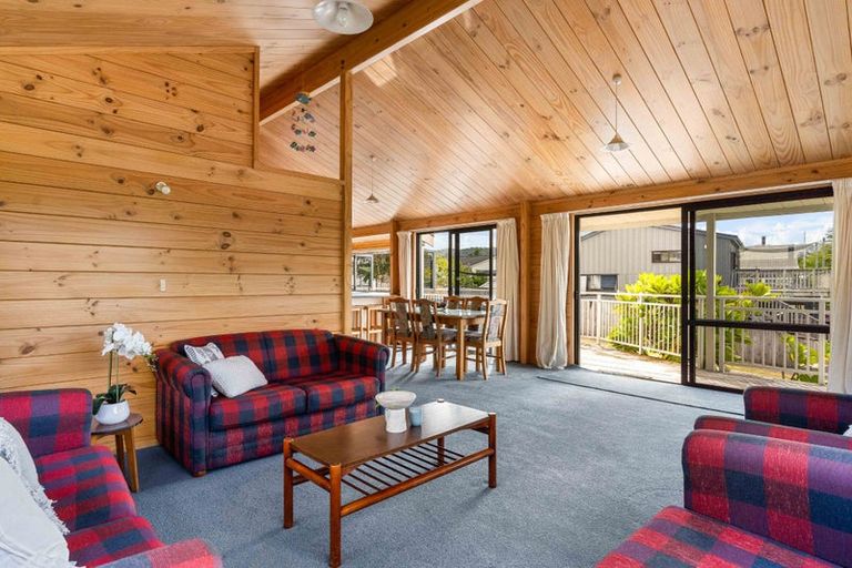 Photo of property in 11 Pleasant Place, Pauanui, Hikuai, 3579