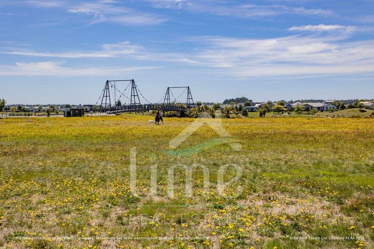 Photo of property in 89 Pegasus Main Street, Pegasus, 7612