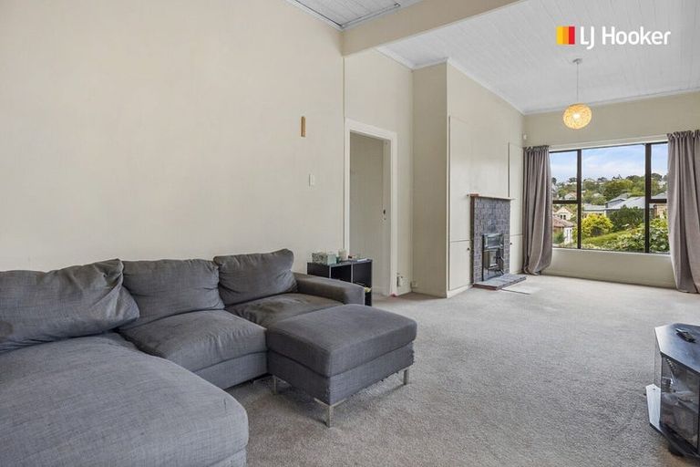 Photo of property in 11 Aitken Place, Mornington, Dunedin, 9011