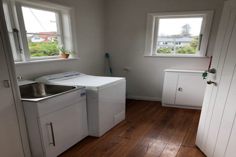 Photo of property in 9a Brassey Road, Saint Johns Hill, Whanganui, 4500