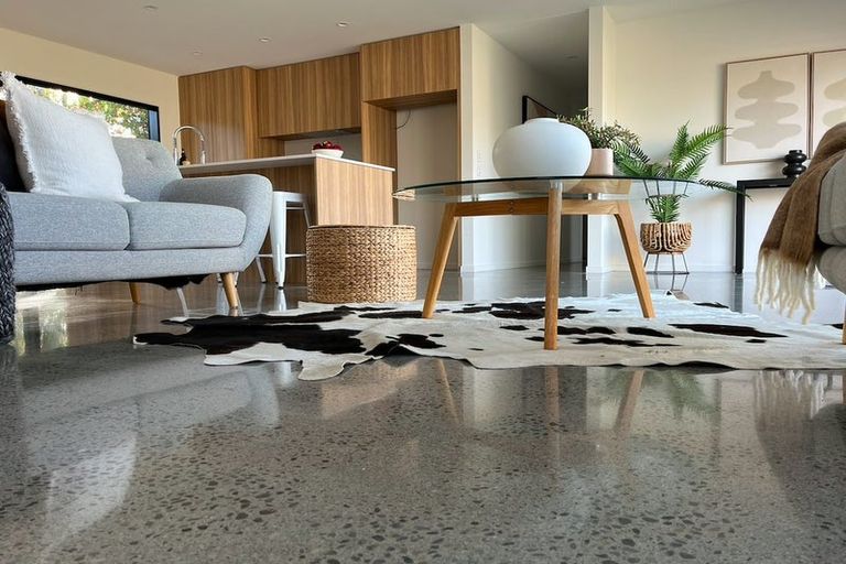 Photo of property in 9a Lansdowne Crescent, Lansdowne, Masterton, 5810