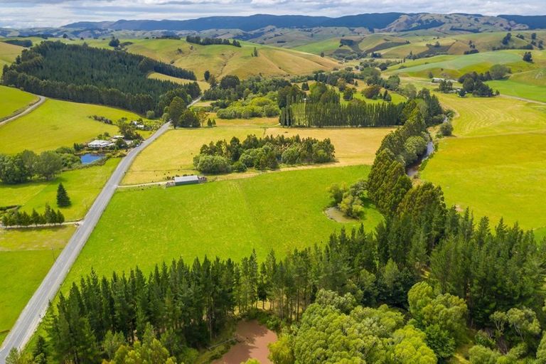 Photo of property in 75 Lockharts Road, Waitahuna, Lawrence, 9593