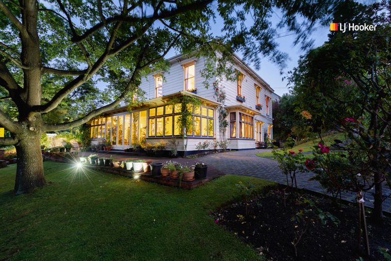 Photo of property in 504 Queens Drive, Dunedin Central, Dunedin, 9016