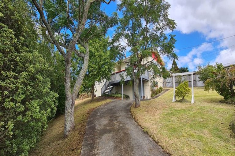 Photo of property in 14 View Street, Maungaturoto, 0520