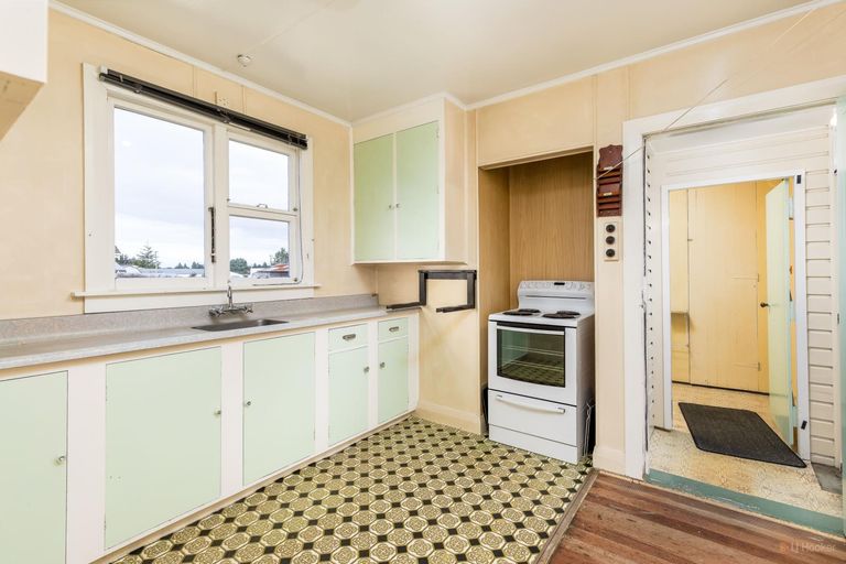 Photo of property in 39 Wilkin Street, Waimate, 7924